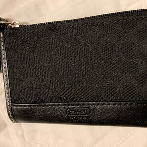 Coach Signature Coin Purse NWOT